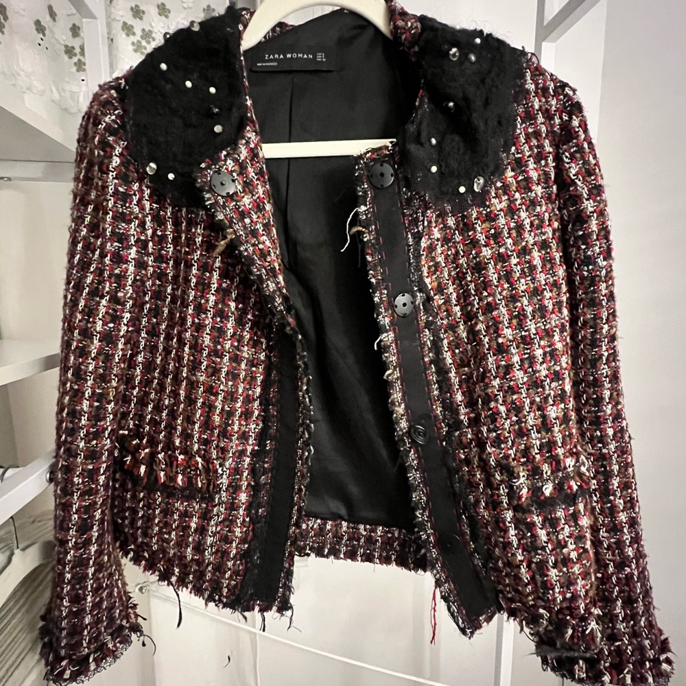 Zara Women's Black and Red Tweed Blazer